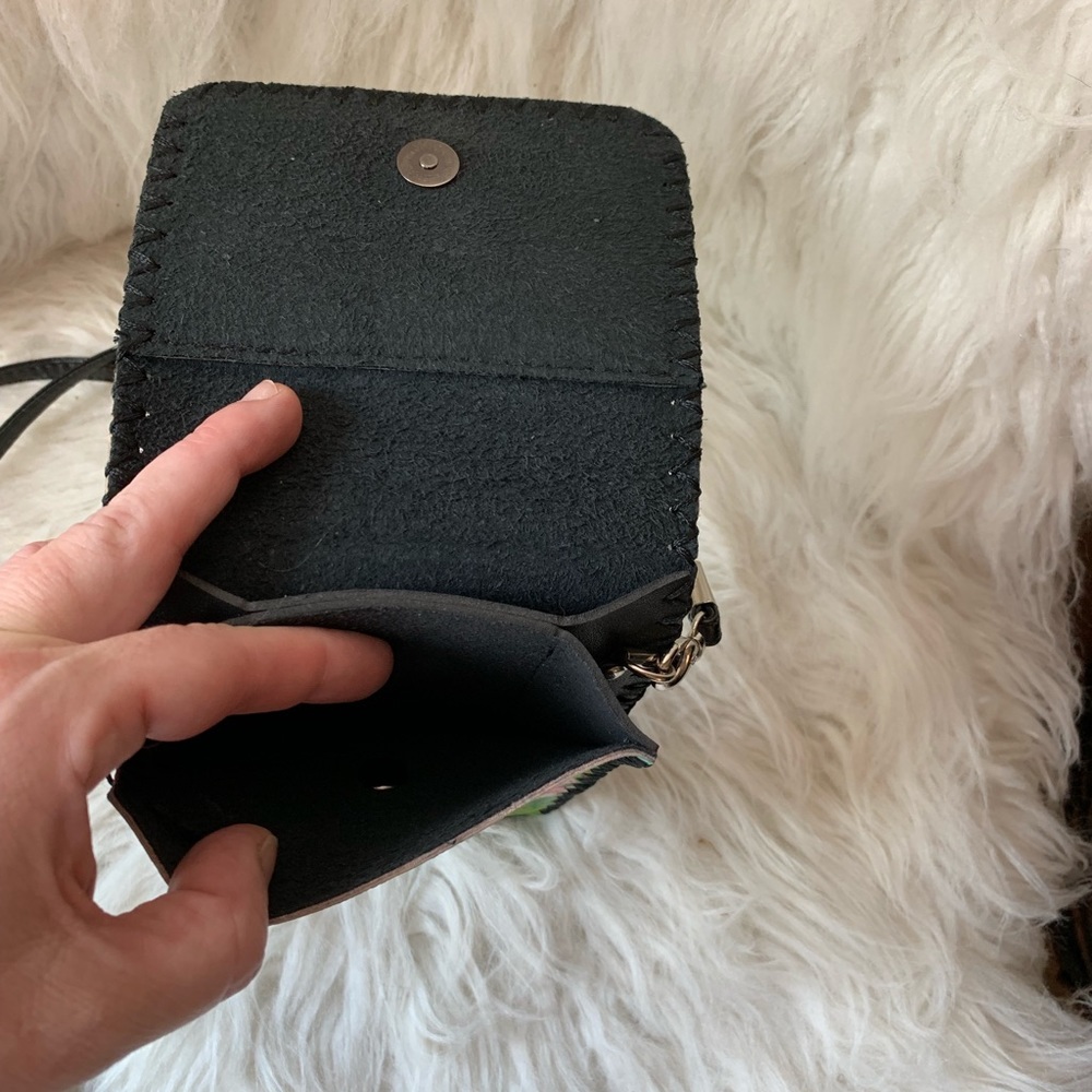 Purse - Picture 3 of 4